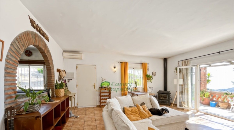 Malaga - Cómpeta - 4438m2