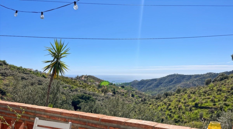 Malaga - Cómpeta - 4438m2