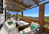 Casa de campo con terreno en venta en Cómpeta ref: TR419190 foto