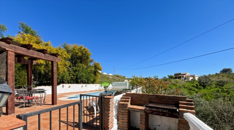 Malaga - Cómpeta - 4438m2