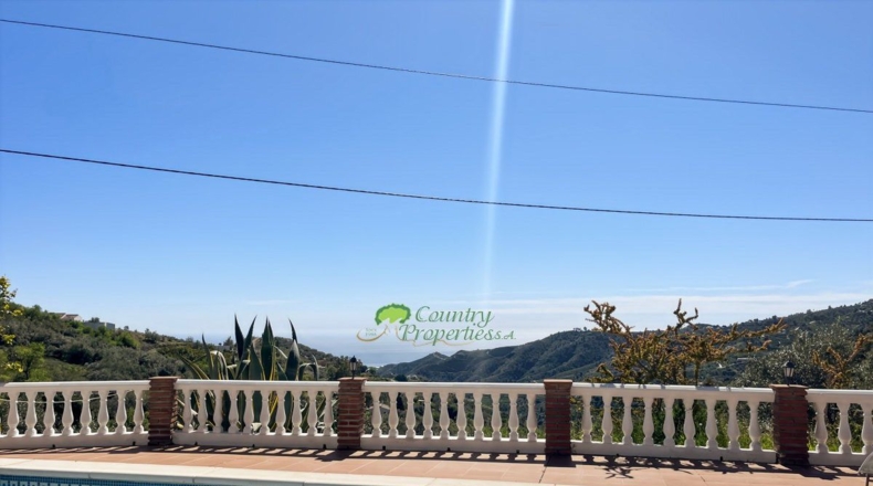 Malaga - Cómpeta - 4438m2