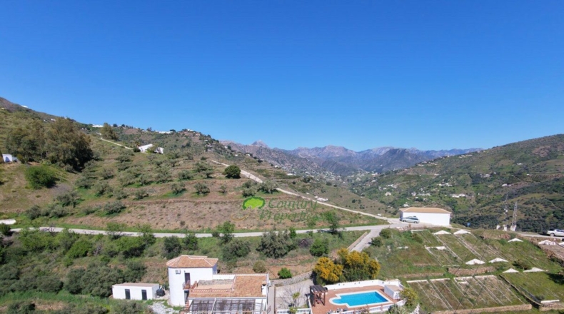 Malaga - Cómpeta - 4438m2