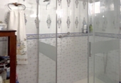 Отдельно стоящий дом с участком на продажу в городе Matalascañas. Фото