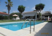 Chalet independiente con terreno en venta en Matalascañas ref: TR29500 foto