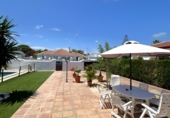 Chalet independiente con terreno en venta en Matalascañas ref: TR29500 foto