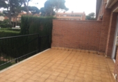 Chalet adosado con terreno en alquiler en Gavà ref: TR419231 foto