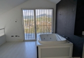 Chalet independiente con terreno en venta en la España, Becerril de la Sierra, ref: TR419276 foto