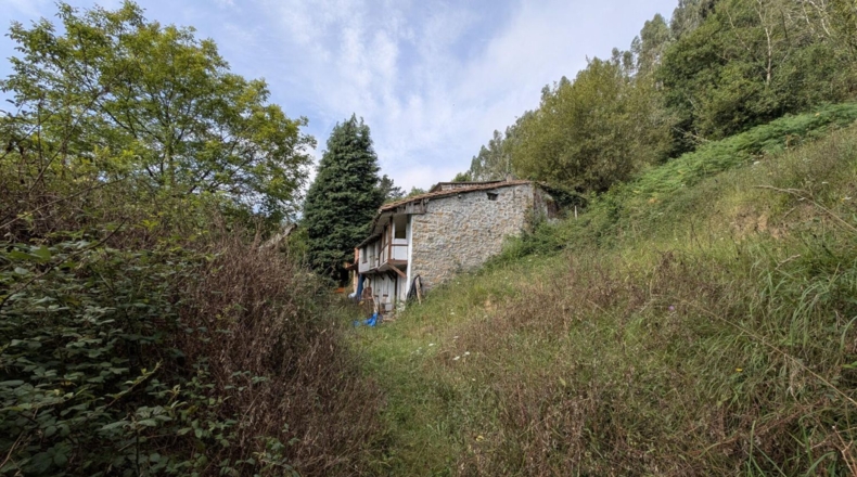 Cantabria - Puente Viesgo - 7100m2