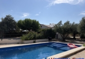 Chalet independiente con terreno en venta en Alcalá del Júcar ref: TR419304 foto