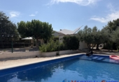 Chalet independiente con terreno en venta en Alcalá del Júcar ref: TR419304 foto