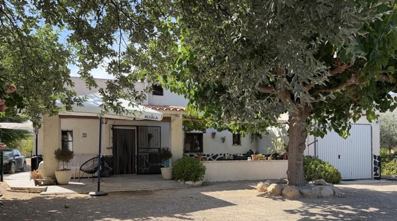 Albacete - Alcalá del Júcar - 7000m2