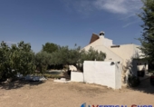 Chalet independiente con terreno en venta en Alcalá del Júcar ref: TR419304 foto