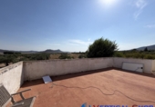 Chalet independiente con terreno en venta en Alcalá del Júcar ref: TR419304 foto