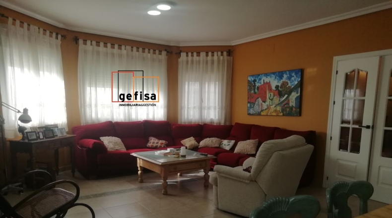 Ciudad Real - Valdepeñas - 1000m2