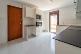 Móra d'Ebre 328&nbsp;м²