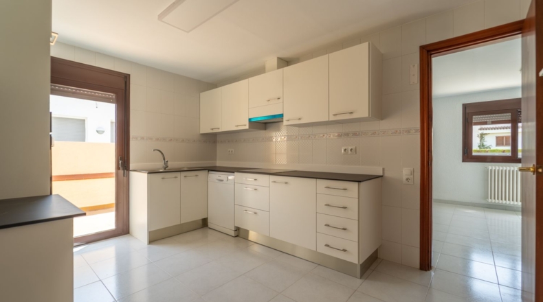Tarragona - Móra d'Ebre - 328m2