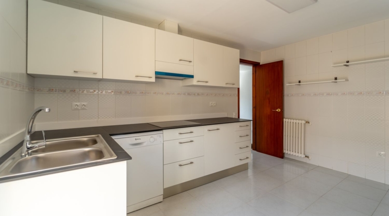 Tarragona - Móra d'Ebre - 328m2