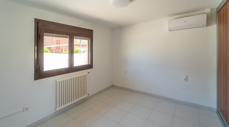 Tarragona - Móra d'Ebre - 328m2