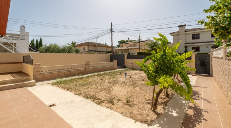 Tarragona - Móra d'Ebre - 328m2