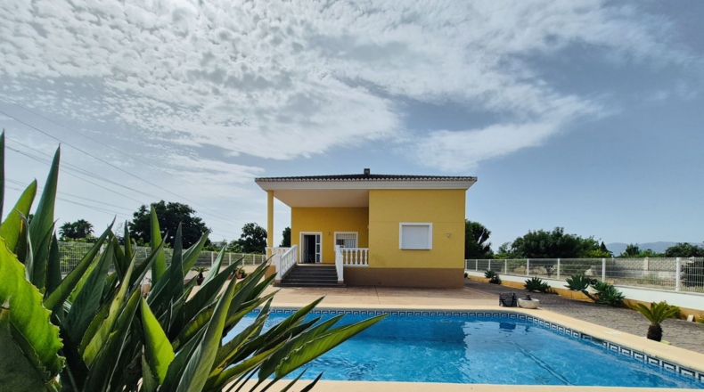 Valencia - Oliva - 1579m2
