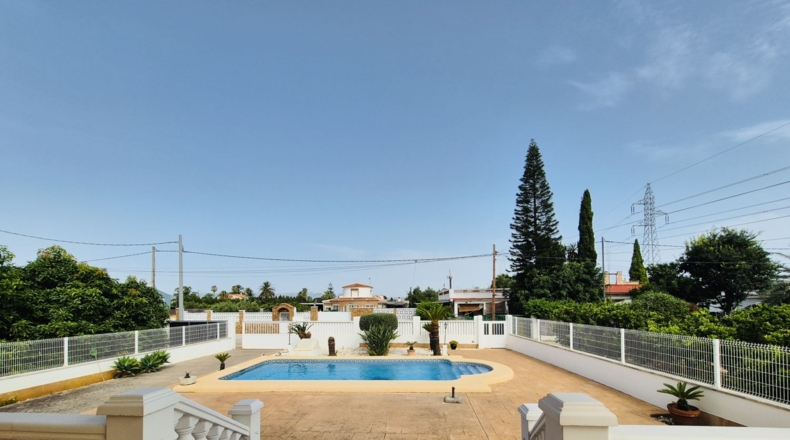 Valencia - Oliva - 1579m2