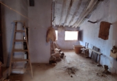 Дом с участком на продажу в городе Chelva. Фото