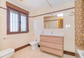 Вилла с участком на продажу в городе Дилар Фото