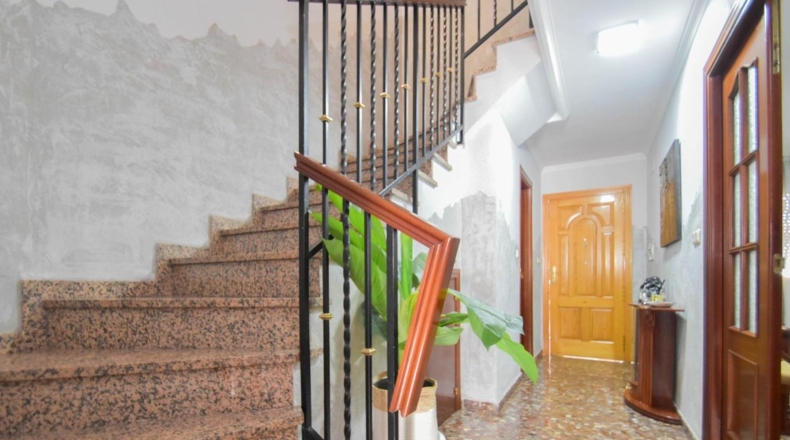 Granada - Peligros - 167m2