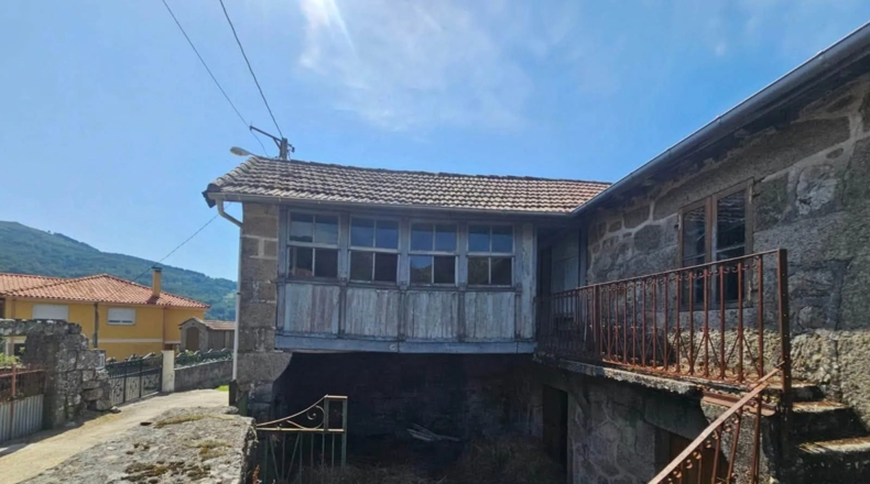 Оренсе - San Roque de Crespos - 1000m2
