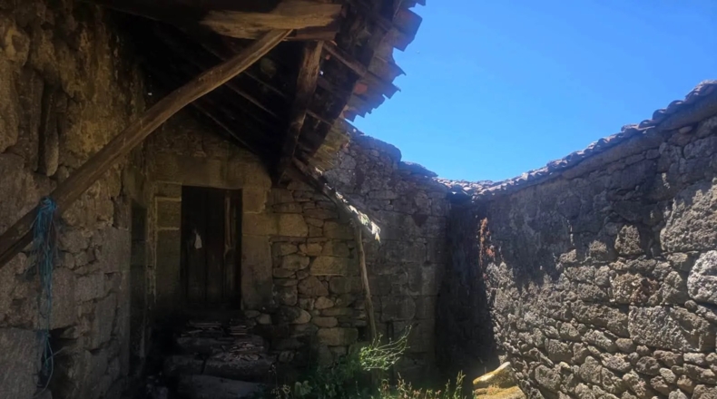 Оренсе - San Roque de Crespos - 300m2