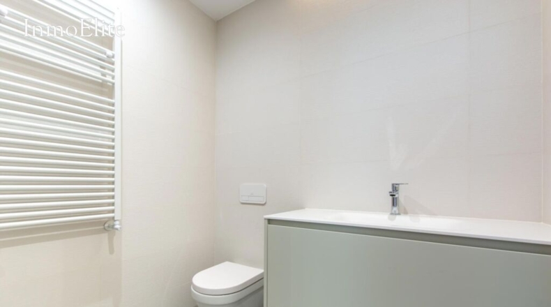 Community of Madrid - Majadahonda - 393m2