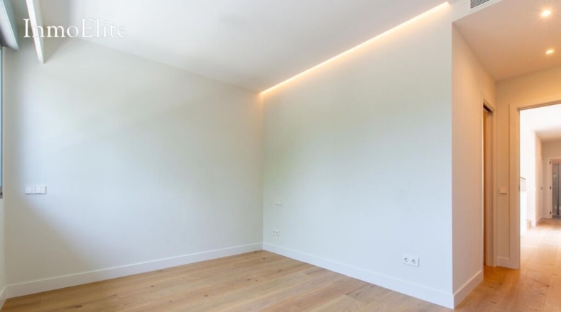 Community of Madrid - Majadahonda - 393m2