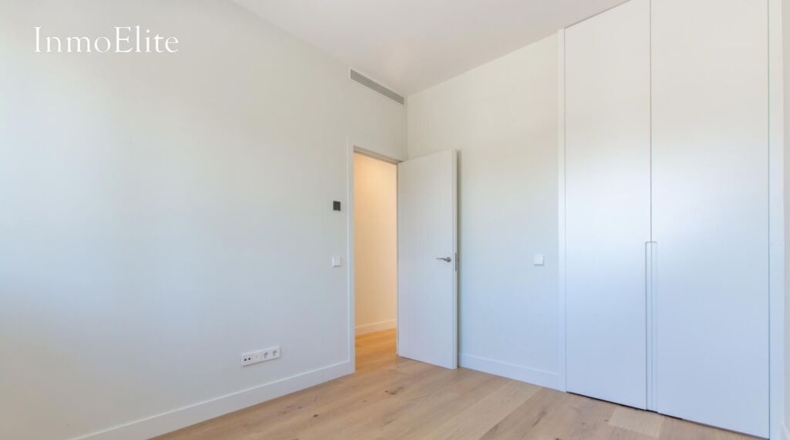 Community of Madrid - Majadahonda - 393m2