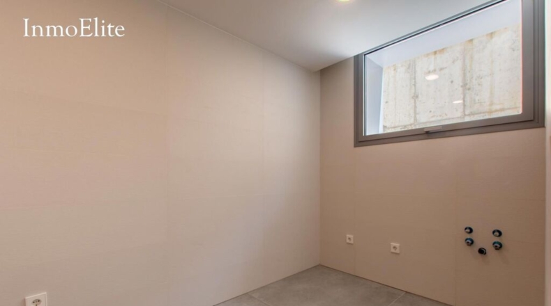 Community of Madrid - Majadahonda - 393m2