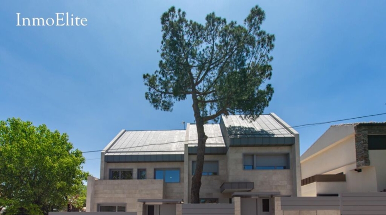 Community of Madrid - Majadahonda - 393m2