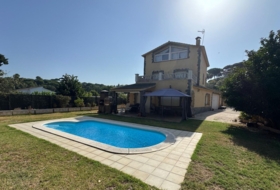 Dosrius 777&nbsp;m²