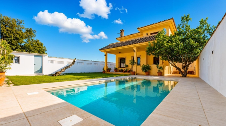 Cádiz - Чиклана-де-ла-Фронтера - 606m2