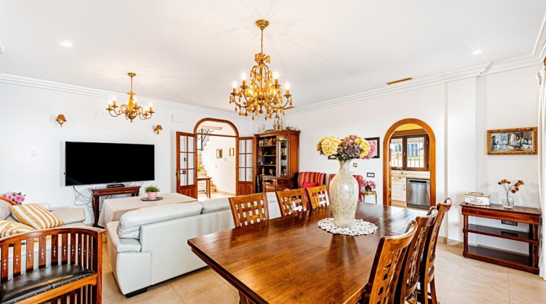 Cádiz - Чиклана-де-ла-Фронтера - 606m2