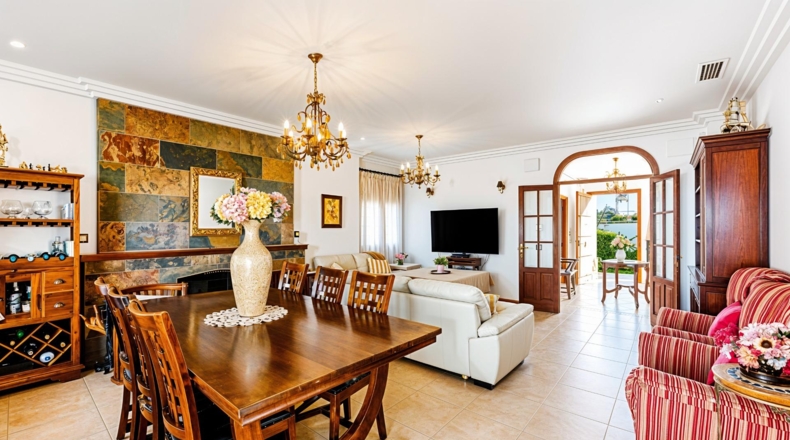 Cádiz - Чиклана-де-ла-Фронтера - 606m2