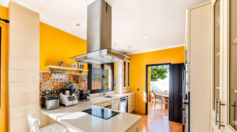 Cádiz - Чиклана-де-ла-Фронтера - 606m2
