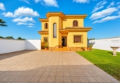 Detached villa with land for sale in Chiclana de la Frontera ref: TR383463 photo