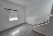 Chalet adosado con terreno en venta en Alcalá de Guadaíra ref: TR419517 foto