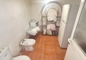 Дом с участком на продажу в городе Баргас. Фото