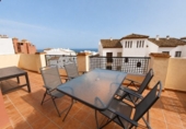 Chalet adosado con terreno en alquiler en Manilva ref: TR419567 foto