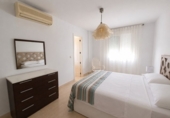 Chalet adosado con terreno en alquiler en Manilva ref: TR419567 foto