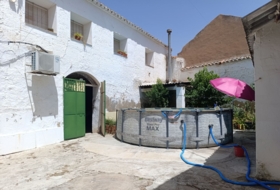 Valdepeñas 837&nbsp;m²