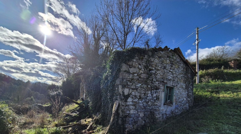 Astúries - Lazana - 2084m2