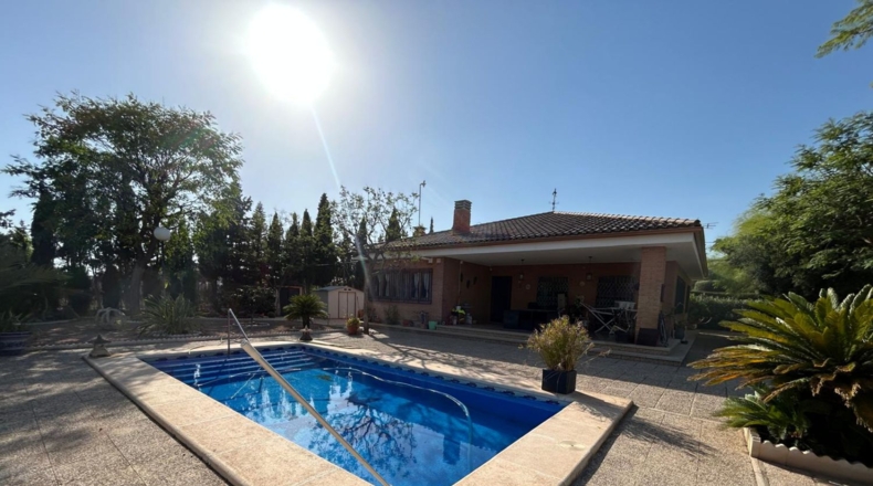 Alicante - Crevillent - 2700m2