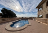 Casa de camp amb terreny en venda a Crevillent ref.: TR419609 foto