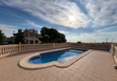 Casa de camp amb terreny en venda a Crevillent ref.: TR419609 foto